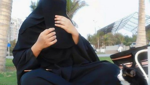 娱乐圈吃瓜新势力:娱乐吃瓜酱与小超揭秘内幕